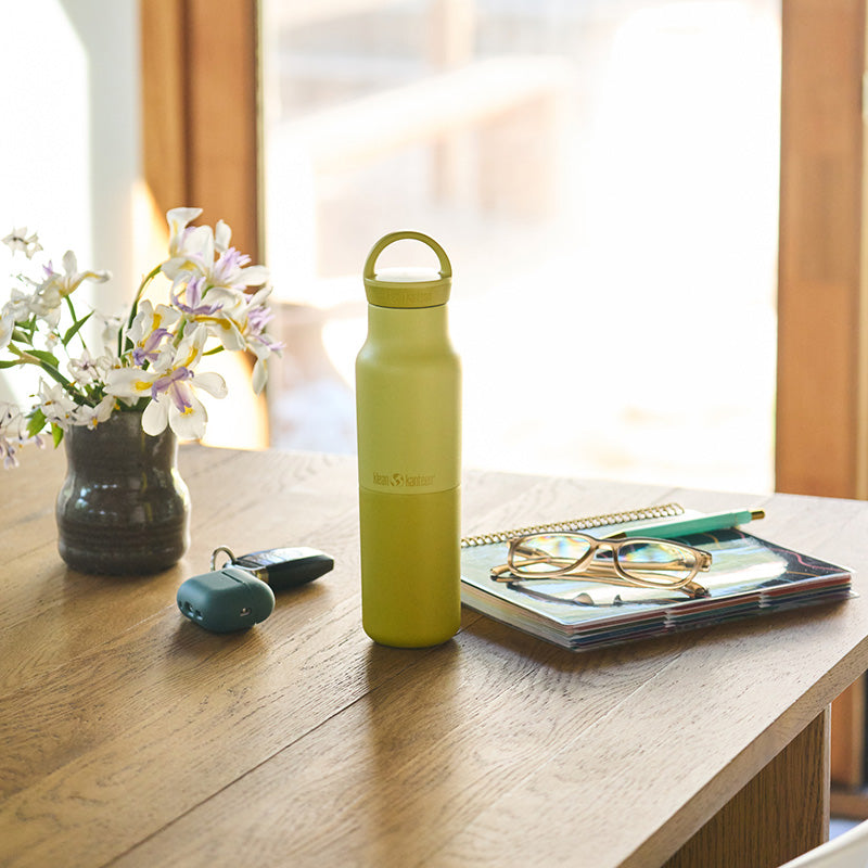 12oz-rise-classic-with-arch-loop-cap-s7 12oz_rise_classic_insulated_acacia_table_square.jpg