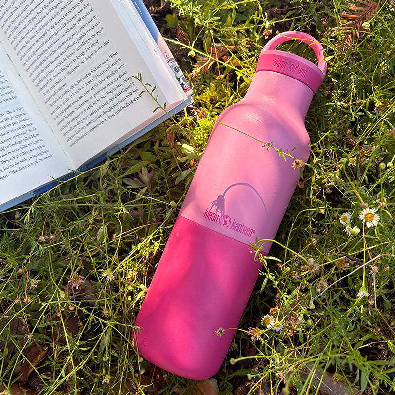 20oz-rise-classic-with-arch-loop-cap-i5 20oz_rise_classic_insulated_bottle_cashmere_rose_grass_book_square.jpg