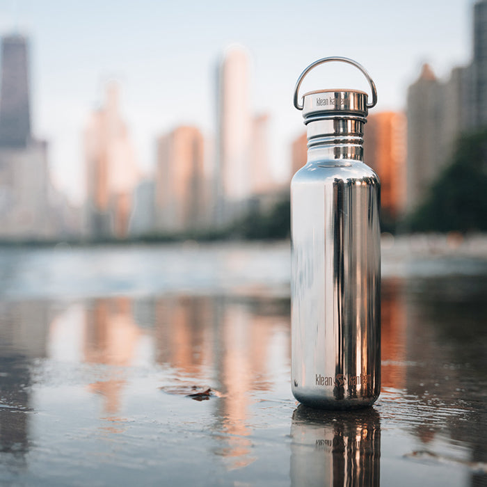 27oz-reflect-with-bamboo-cap-f9 K27SSLRF-MS-BAMBOO_reflecttion_bottle_lifestyle.jpg