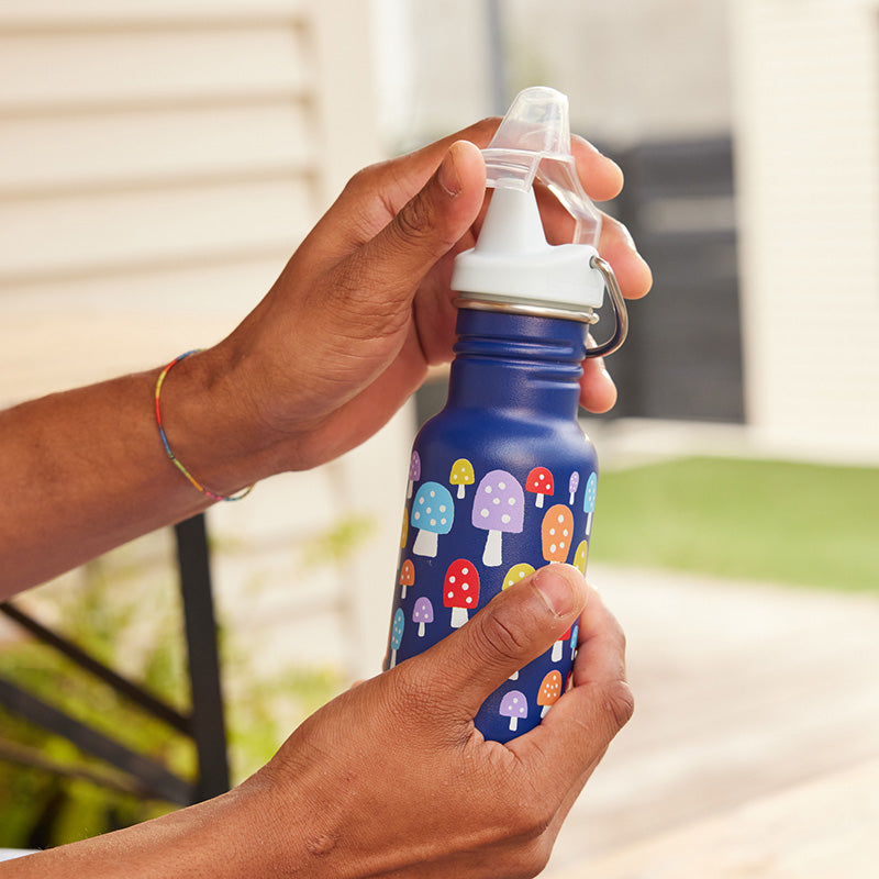 12oz-kid-s-classic-sippy-e7 kid_sippy_12oz_closeup_dustcover_square.jpg