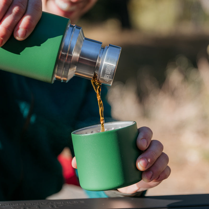 tkpro-maintenance-kit-o2 tkpro_32oz_thermos_green_pourthrough_lifestyle.jpg