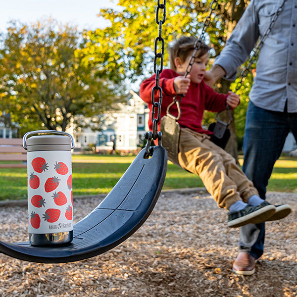 kid-s-sippy-cup-and-wide-water-bottle-set-k4 tkwide_12oz_twist_dad_swing_strawberries_square_1e20ad94-ab52-4afc-96d1-70b3ef8e58c1.jpg