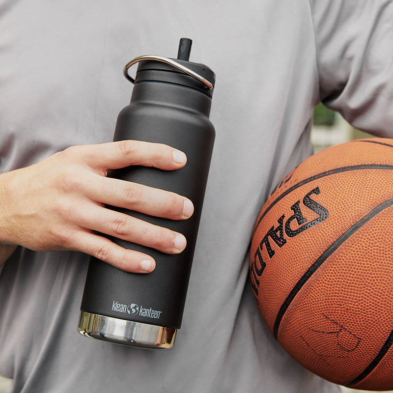 32oz-tkwide-with-twist-cap-d0 tkwide_32oz_insulated_bottle_twist_closeup_basketball_square.jpg